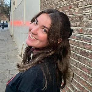 Lauren Bulla-social com.jpeg